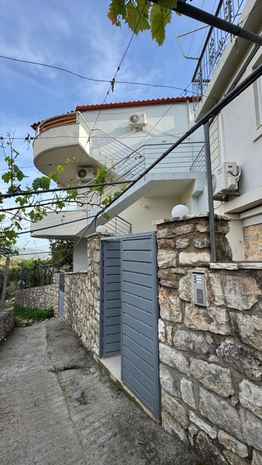 Lucas Apartments Химар Екстериор снимка